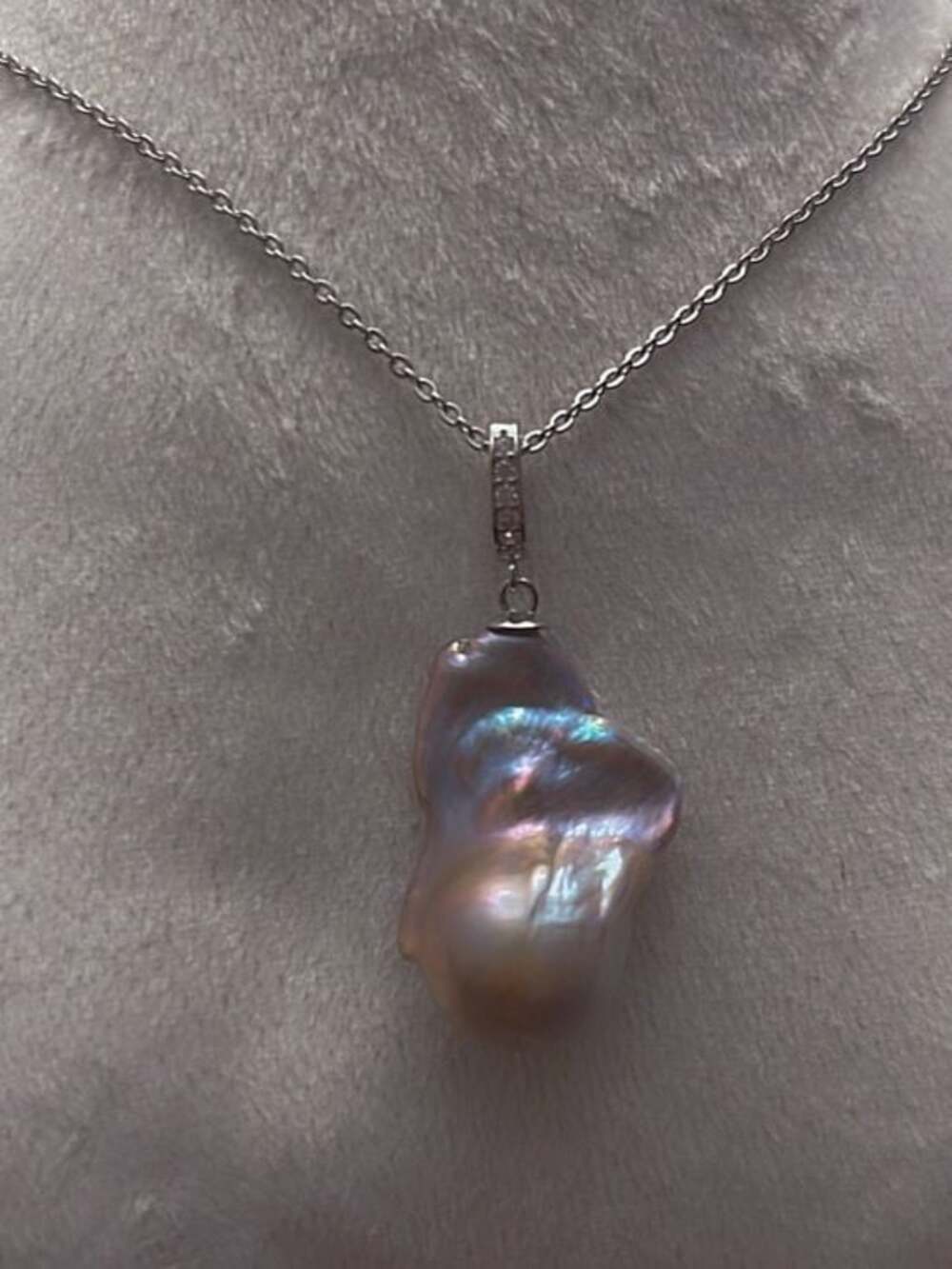 Sterling Silver Baroque Pearl Pendant Necklace - Blue Luster on Lavender Cream